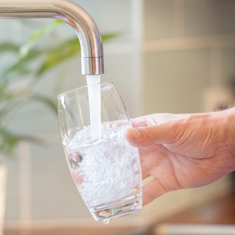 Tổng Lượng Nước Cơ Thể (TBW): Bóc Tách Nước Nội Bào & Ngoại Bào