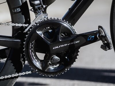 Cảm biến đo công suất Stages Power gắn trên tay quay Shimano Dura-Ace 9200