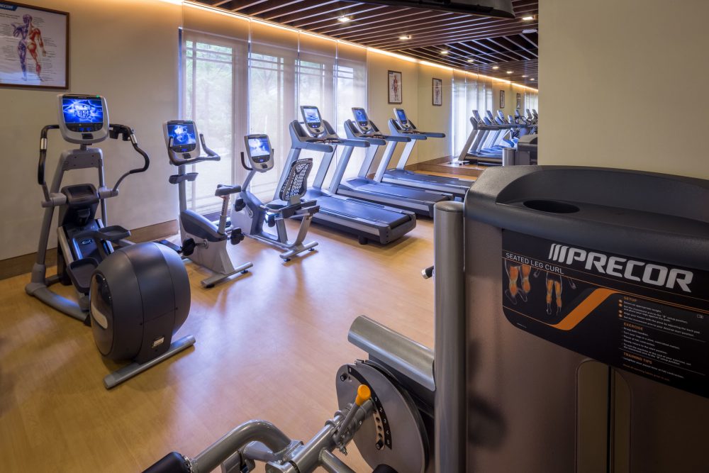 thiết bị Precor vận hành êm bền bỉ trong phòng gym cao cấp