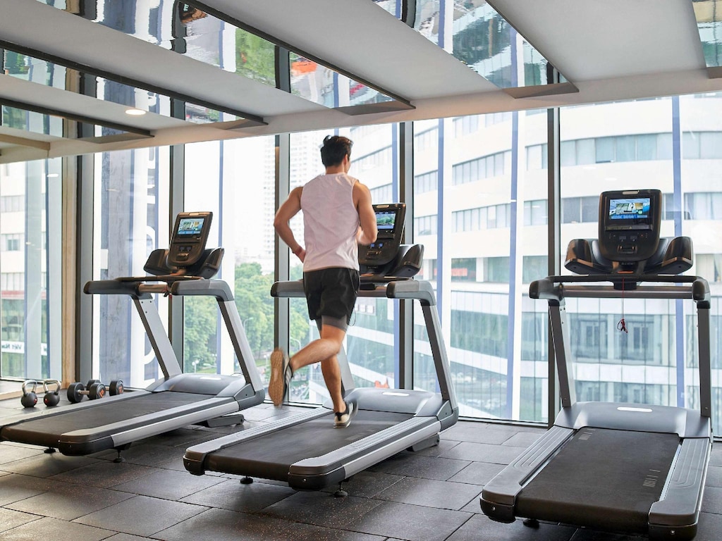 Novotel Saigon 5